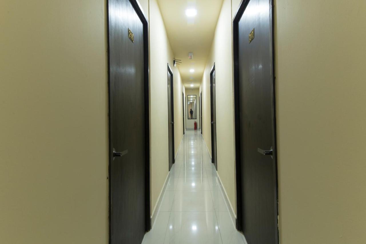Oyo 697 Niche Valley Hotel Kuala Lumpur Dış mekan fotoğraf