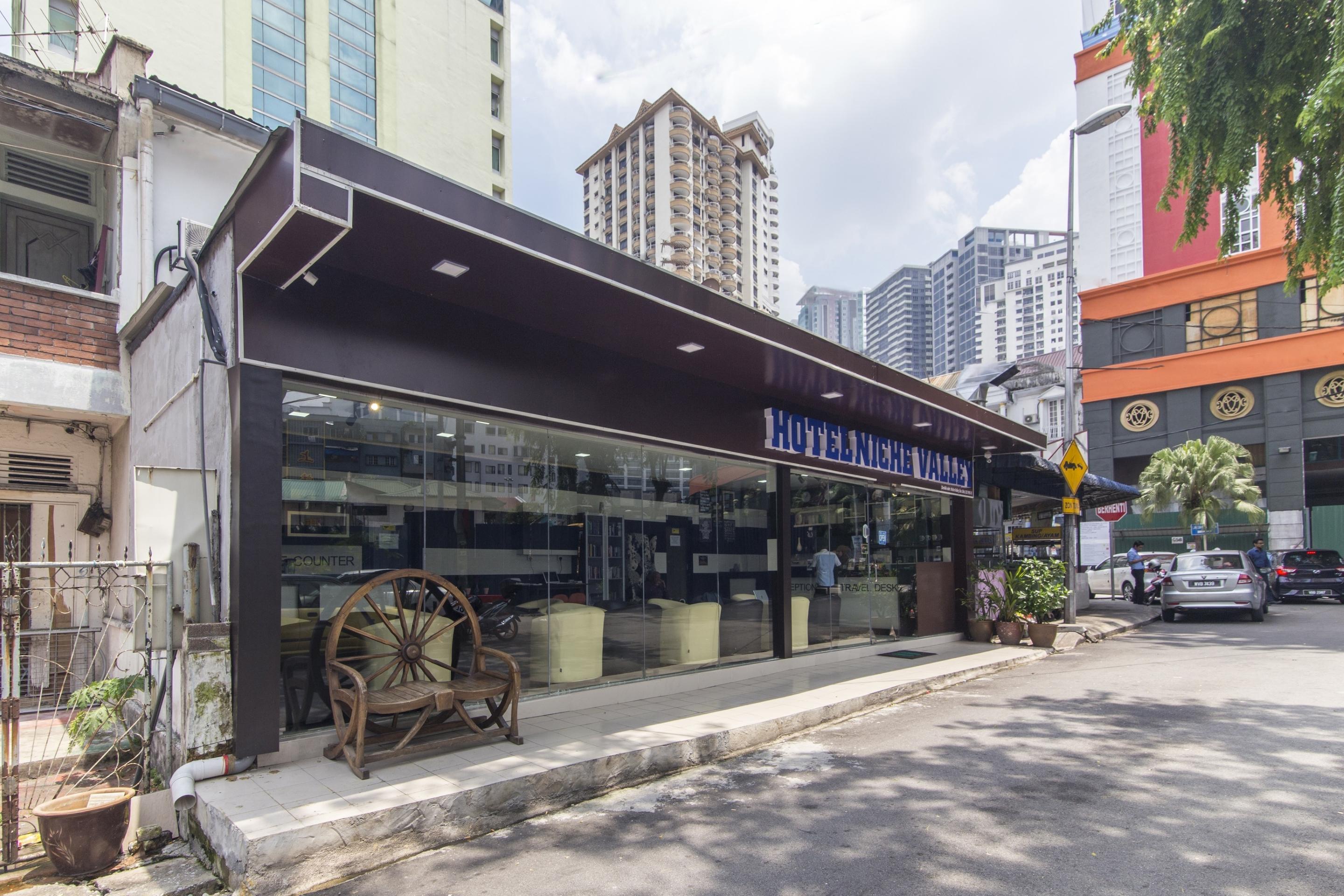 Oyo 697 Niche Valley Hotel Kuala Lumpur Dış mekan fotoğraf